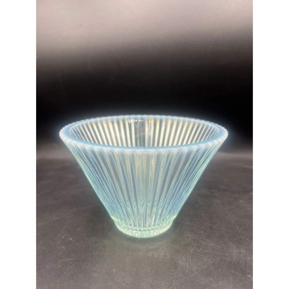 Vintage Fenton Ice Blue Opalescent Ribbed Flared Glass Bowl 7.75” USA